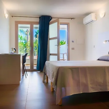 Palm Ogliastra Gasthof Àrbatax
